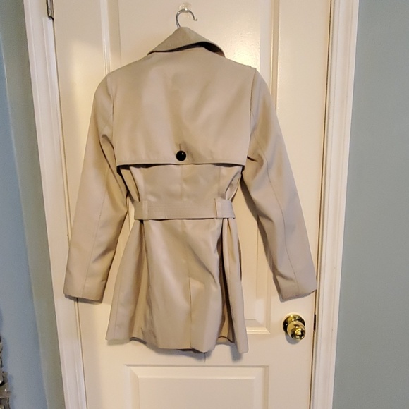 No Need for itn - Picture 2 of 3